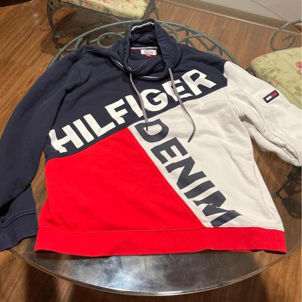 Tommy Hilfiger Color Block Sweatshirt